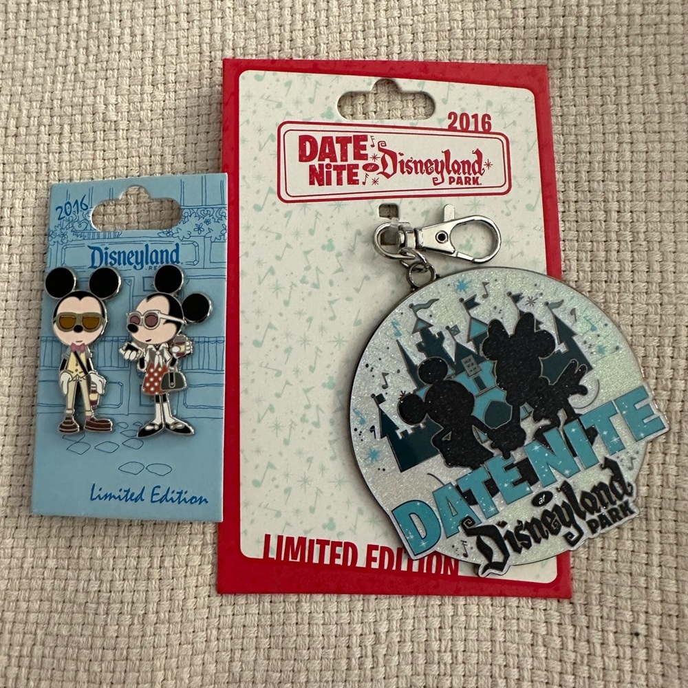 Limited Edition Disneyland Park Mickey and Minnie pins and bag clip/ key charm